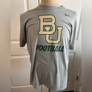 Men’s Baylor Bears field Tee shirt. Size Medium